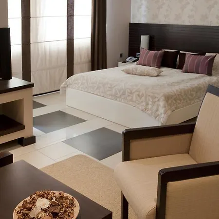 Garni Boutique Arta Отель