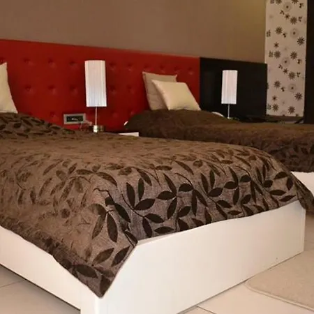 Garni Boutique Arta نوفي ساد