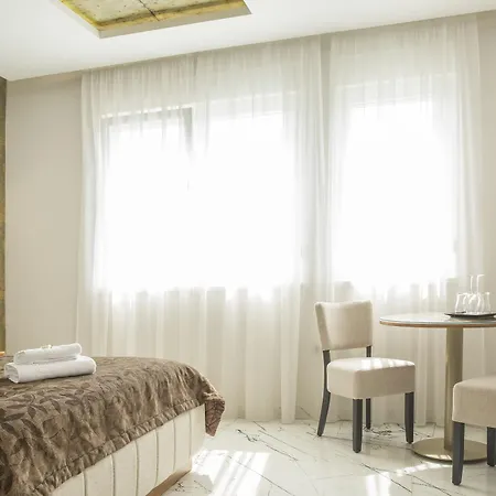 Garni Boutique Arta نوفي ساد