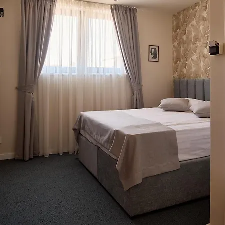 Garni Boutique Arta 3*