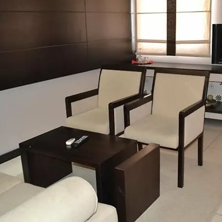 Отель Garni Boutique Arta 3*