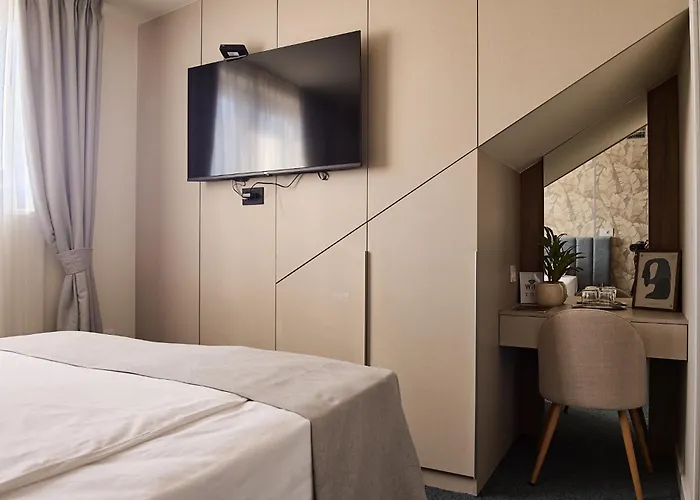 Hotel Garni Boutique Arta 3*